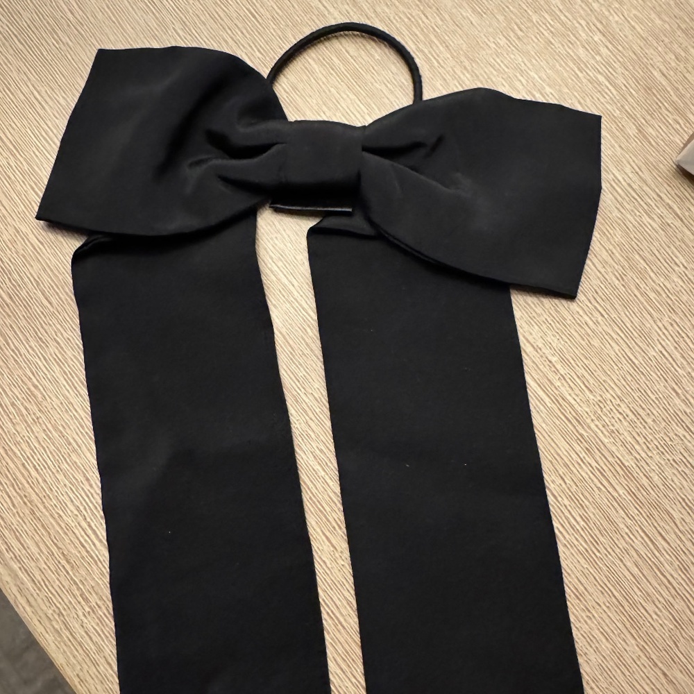 Namjosh Marseille Bow Pony Holder